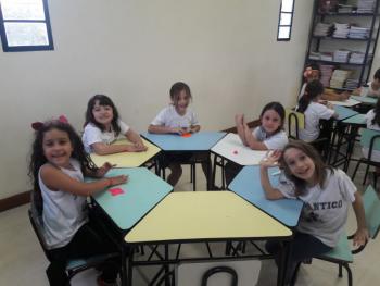 Brincando e aprendendo! 1º Ano