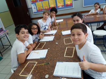 Geometria com Palitos - 4º ano B