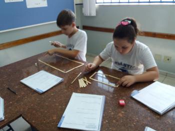 Geometria com Palitos - 4º ano B