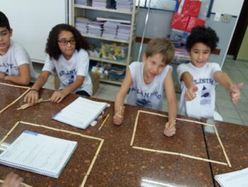 Geometria com Palitos - 4º ano B