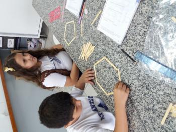 Geometria com Palitos - 4º ano B