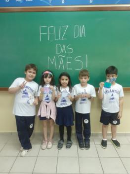 Dia das Mães - 2º ano