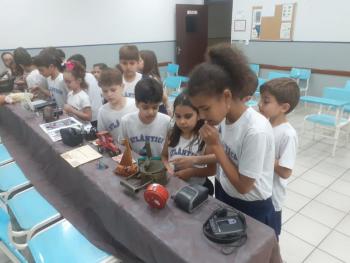 Exposição de Objetos Antigos - 2º ano